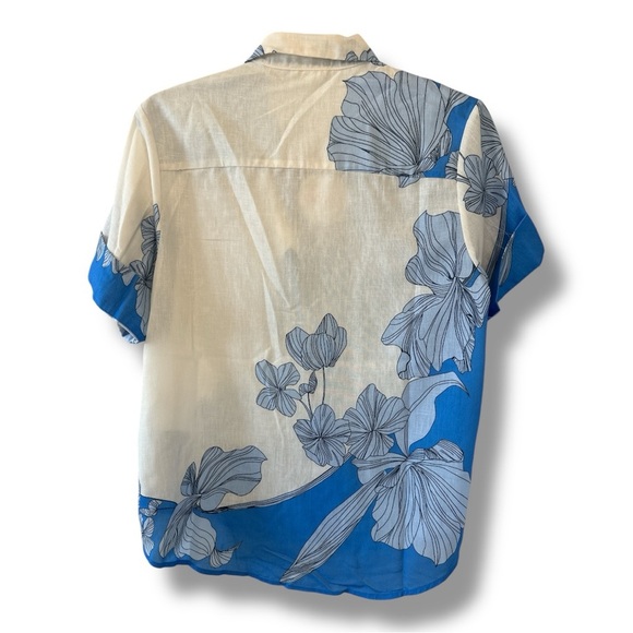 Luxxel Floral Blue and Cream Wide-Leg Shirt and Pant Set. Size M - Picture 3 of 12